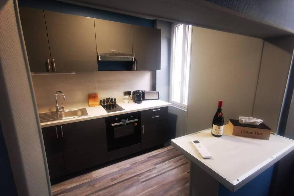 Au Numero 4 Châteauroux Exterior foto